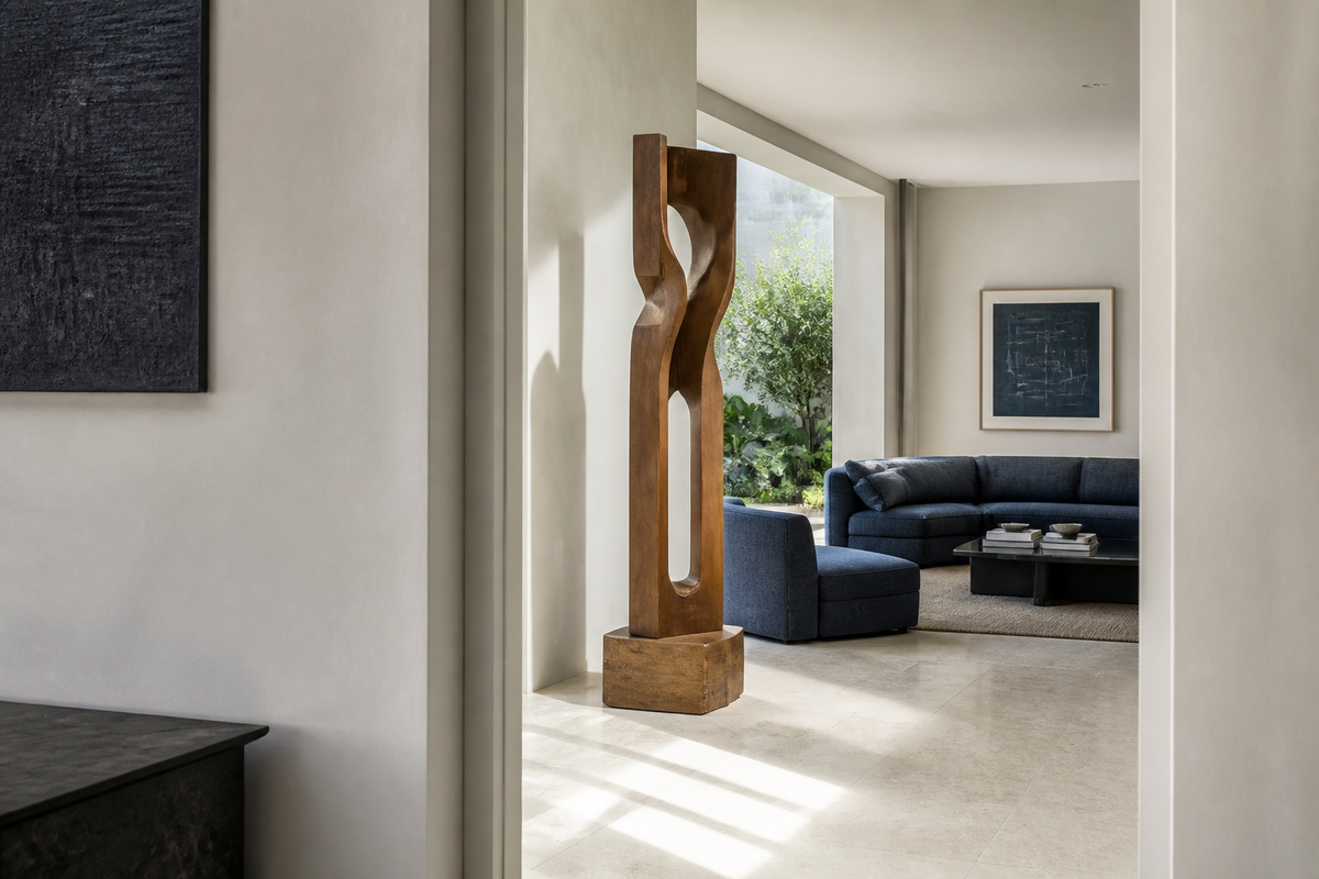 Living With Teak: Light, Grain and a Quiet Care Routine